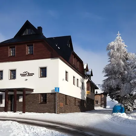Houda Bouda - Penzion&apartmány Penzion Boží Dar