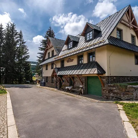 Houda Bouda - Penzion&apartmány