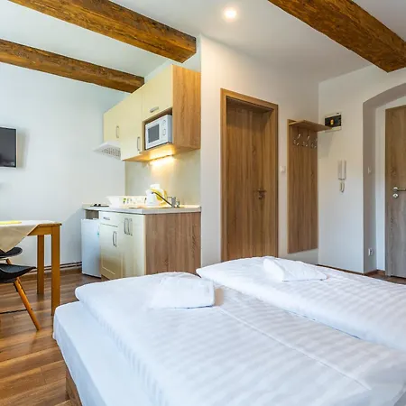 Houda Bouda - Penzion&apartmány