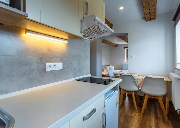Houda Bouda - Penzion&apartmány 3*